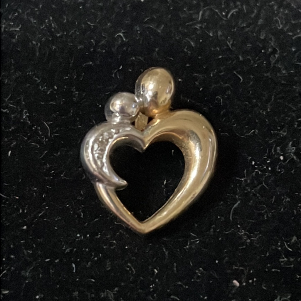 14k Yellow Gold MotherChild Pendant Charm